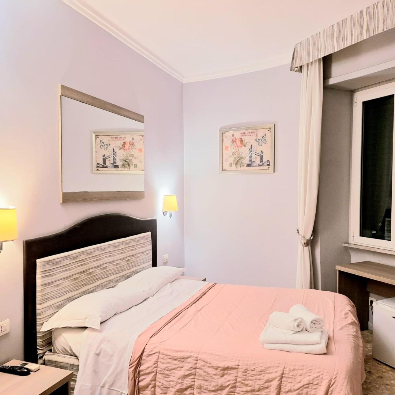 St. Anthony Guest House ローマ エクステリア 写真