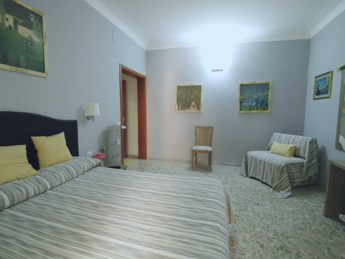 St. Anthony Guest House ローマ エクステリア 写真