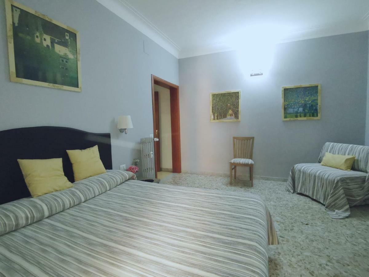St. Anthony Guest House ローマ エクステリア 写真